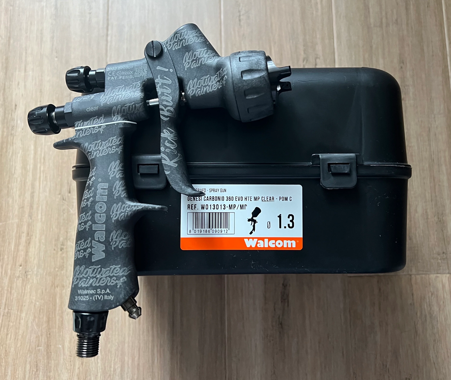 Walcom Genesi Carbonio Motivated Painters Edition HALO Clear Kit